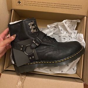 Dr. Martens black antique boot men’s size  13